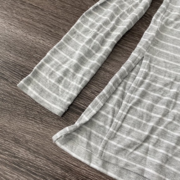 ATHLETA Women's XS Threadlight Modal Gray Long Sleeve Top Lightweight Tunic Long - Picture 3 of 4